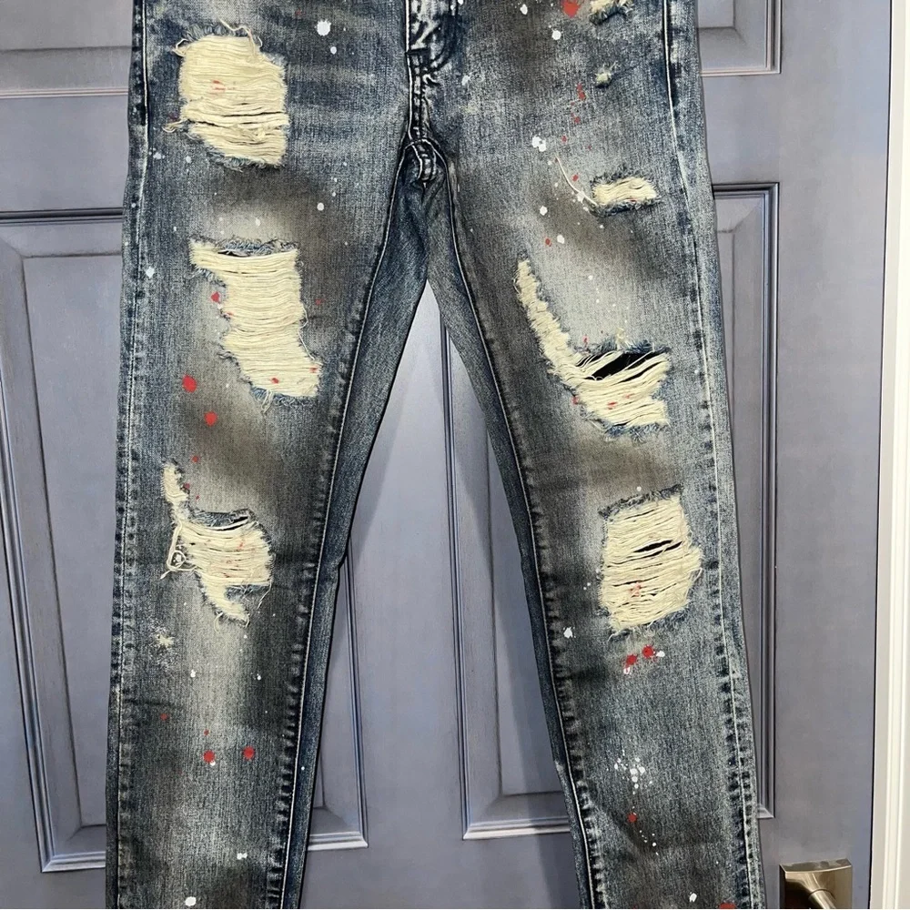 Embellish NYC Bob Distressed Blue Jeans with Paint Splatter Size 28 28x33 NWT